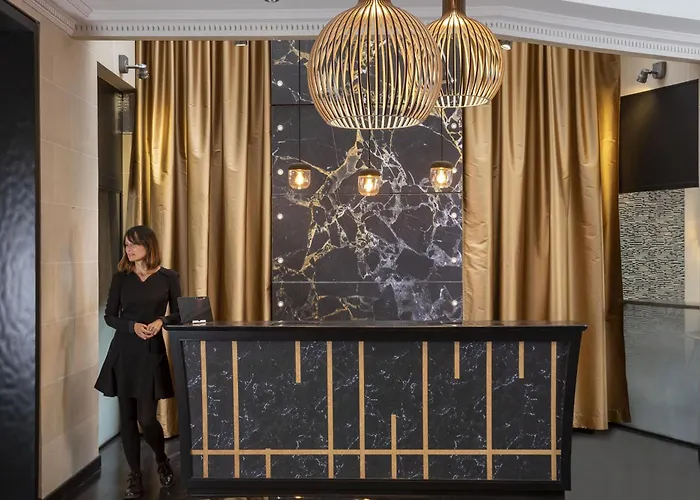 Otel Elysees Regencia 4*