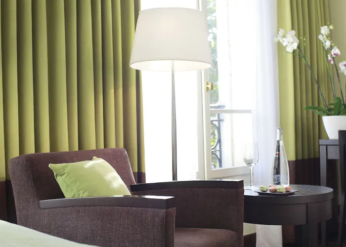 Hotell Elysees Regencia 4*