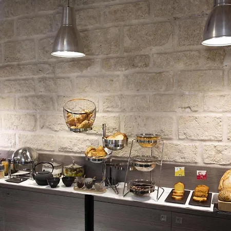 Elysées Régencia Hotel 4*